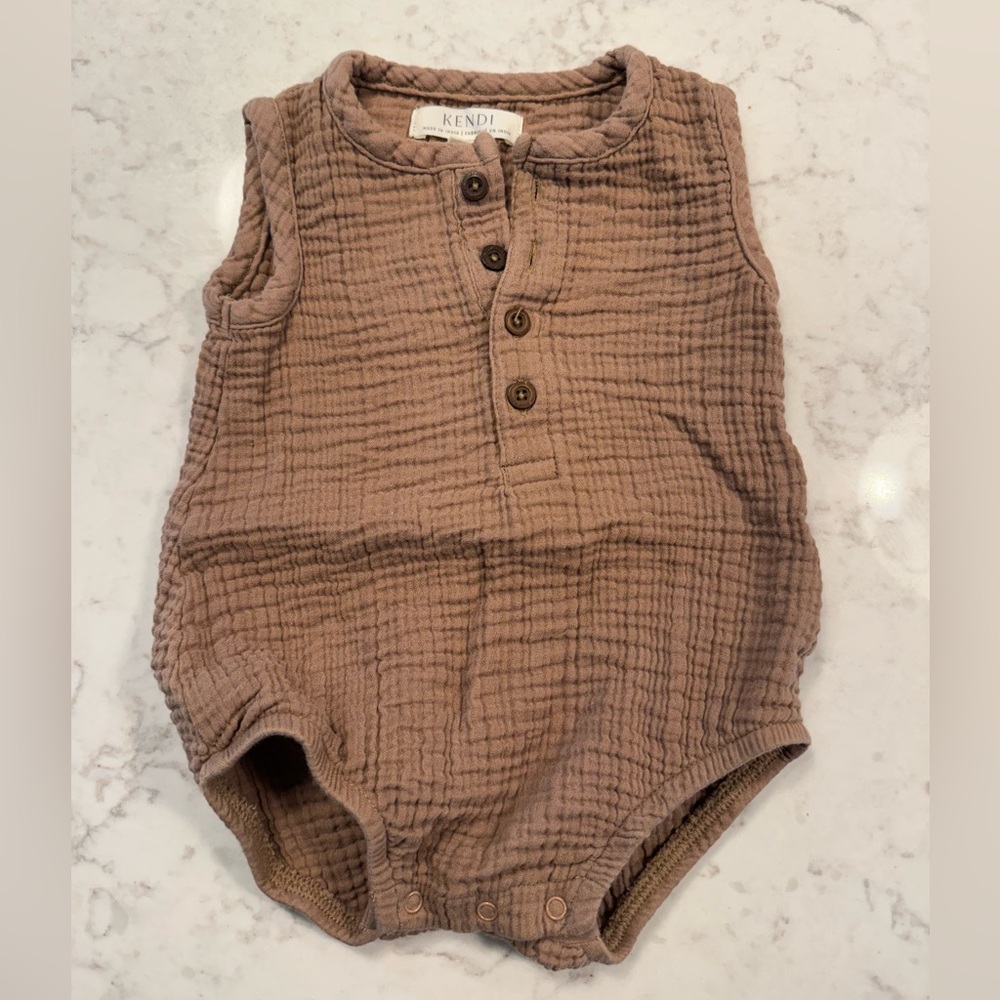 Kendi Gauze Baby Romper (6-12 mos)